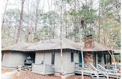 Pine Mountain Valley House | Designer Hideaway @ Callaway Gardens