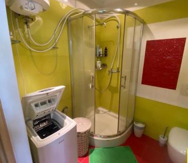 Podilskyj Apartment | Designer studio with a view of the right bank