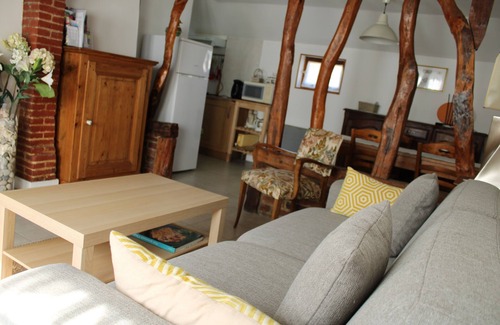 Beaumesnil House | Detached house in an 18th-century property.
