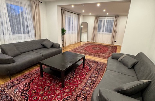 Dachau District House | Detached house with private pool and garden.