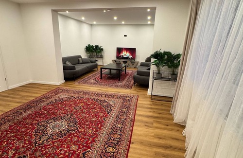 Dachau District House | Detached house with private pool and garden.