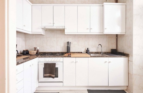 La Coruna House | Detached house with garden (Two minutes from the beach!)