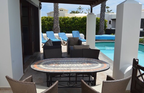 Montana Roja House | Detached Luxury Villa set in Beautiful Gardens with a Private Heated Pool