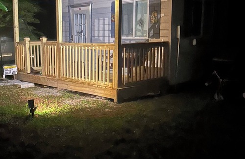 Deltona Lakes Apartment | Detached Room with AC in Suburbia.