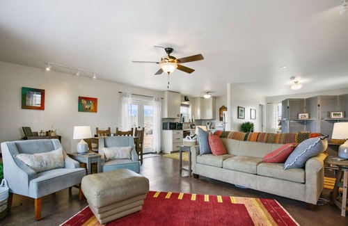 Ranchos De Taos House | Devine Casita - Stunning 360 Views! Dogs OK - Sweet Casita <1 mile to Trails