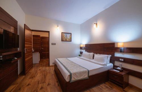 Dhanachuli Hotel | Dhanachuli Retreat