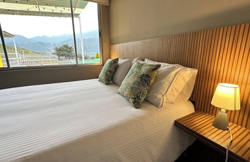 Facatativa Hotel | Di Carbone Hotel Gastrobar