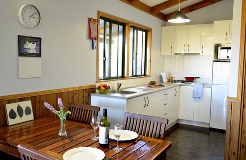 Middlesex Cottage | Diamond Forest Farm Stay