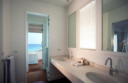 Thudufushi Island Hotel | Diamonds Thudufushi Maldives Resort & Spa