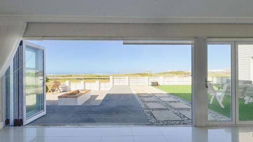 Struisbaai House | Die Lig-Huis Struisbaai