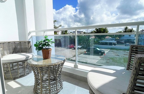 San Cristobal Apartment | Dimary ApartmentnEstilo y confortnSol, playa y arena… lo demás, te encargas tú.