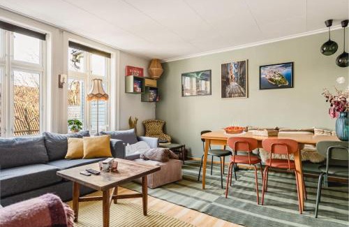 Sentrum House | Dinbnb Apartments I Family Dream in Bergen I Playroom I Private Garden