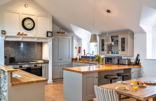 Ruan High Lanes Ski Chalet | Dingles Cottage