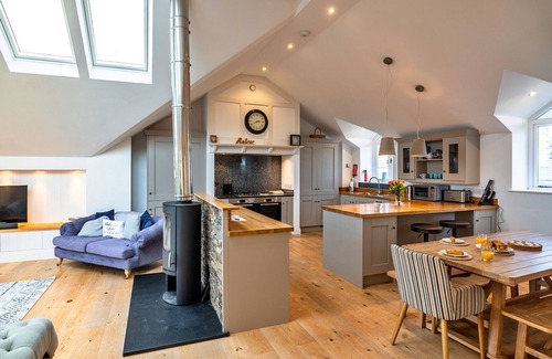 Ruan High Lanes Ski Chalet | Dingles Cottage