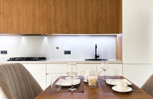 Tashkent Apartment | Direct access to Tashkent CITY MALL, Central Park, Hilton Hotel, Chorsu Bazaar!