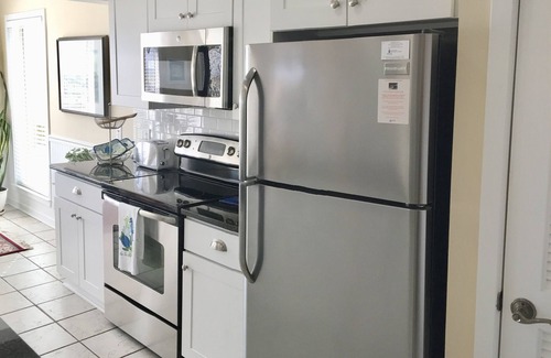 Saint Helena Island Condo | DIRECT BEACH FRONT/OCEAN FRONT. John Fripp Villa 101