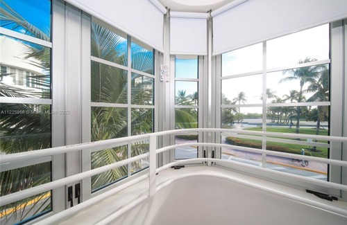 South Beach Condo | Direct Ocean View - Luxurious condo in South Beach