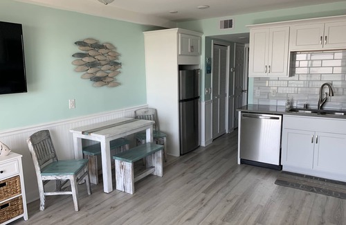 Myrtle Beach Condo | Direct OCEANFRONT Just Remodel Myrtle Beach Resort