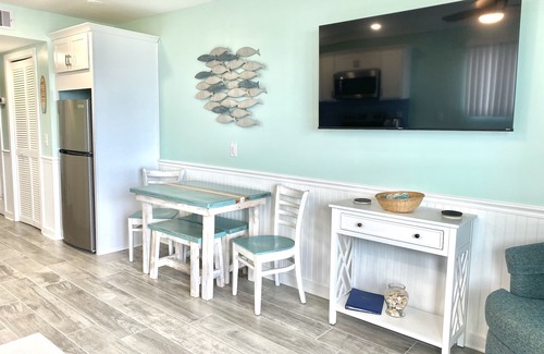 Myrtle Beach Condo | Direct OCEANFRONT 2021 Remodeled 3rd floor End unit Myrtle Beach Resort