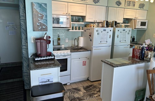 Ormond Beach Apartment | DIRECT Oceanfront Clean Comfy Studio Can’t get closer to the beach or pool!