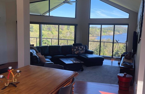 Conjola Other | Di’s Hill - your tranquil stay away.