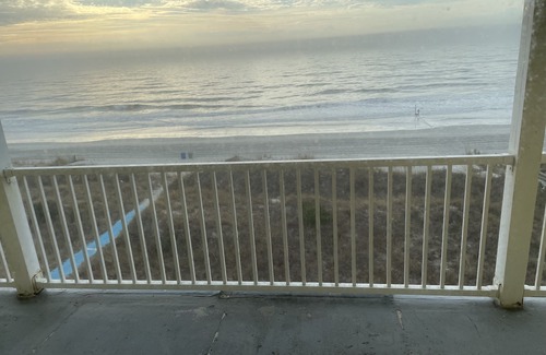 Atlantic Beach Condo | DISCOUNTED 50%! Oceanfront 2-bedroom Condo for Memorial Day Week!