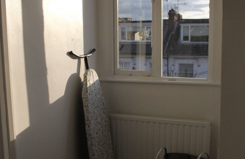 Shepherd's Bush Apartment | Discounted Long stays in shepherd bush