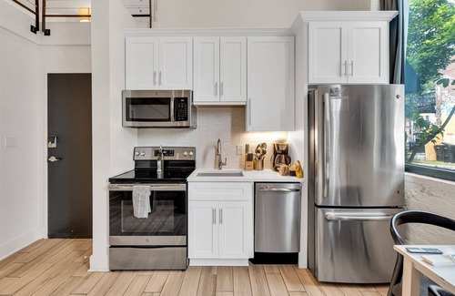 Faubourg Marigny Hotel | Discover a dreamy 2-bedroom hideaway in the Marigny, where charm, style, and culture blend seamlessly. Located steps from Frenchmen Street and the French Quarter, this stylish space is perfect for both relaxation and exploration. Enjoy the vibrant at