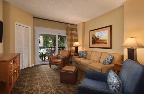 Palmetto Dunes Resort | Discover Coastal Charm at Marriott's Harbour Point in Hilton Head- 2 Bd. Villa