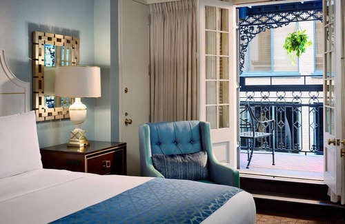 French Quarter Resort | Discover Historic Homes in French Quarter! Pets Allowed, 4 onsite bars!