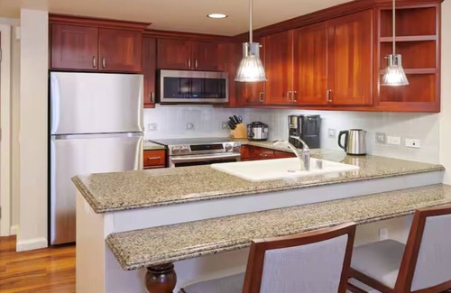 Waikiki Resort | Discover Island Paradise at the Grand Waikikian by Hilton – 1 Bedroom City View