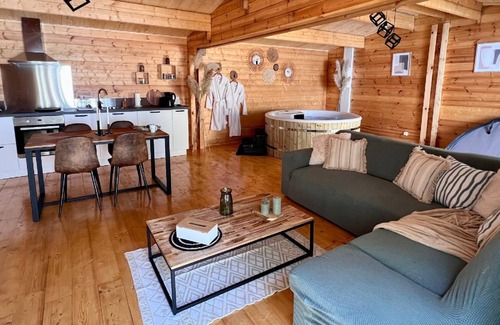 Venizel Ski Chalet | Discover our chalets: natural relaxation or luxury & comfort. Your escape aw