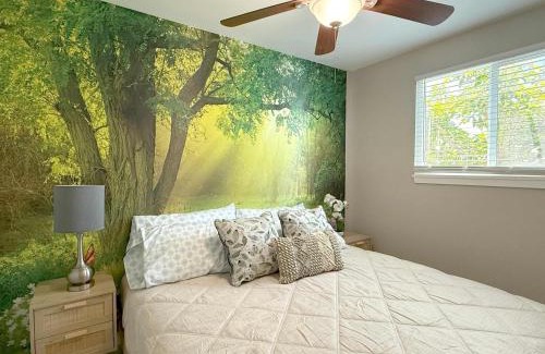 Southwest Anaheim House | Disneyland Lux Villa 6BR 4BA Mini Golf Arcade Game