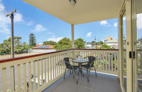 Port Elliot House | Distant Views