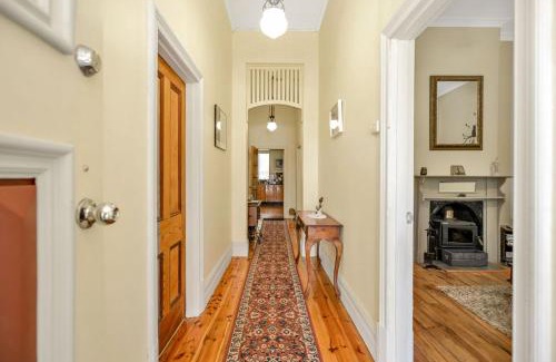 Port Elliot House | Distant Views