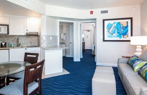 St. Pete Beach Hotel | Dive Into Your Dream Vacation! Kitchenette, Outdoor Pools, Pets Allowed