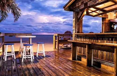 St. Pete Beach Resort | Dive Into Your Dream Vacation! Outdoor Pool, Near Tropicana Field!