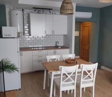 Manzanares Apartment | DIVINA GUEST HOUSE