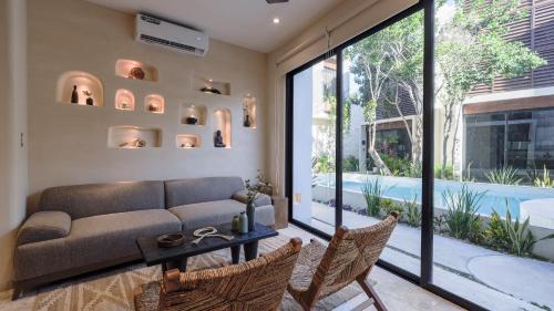 Tulum House | Divine House with private roof and pool only 1km from the Beach