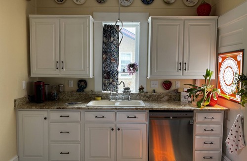 Mount Vernon Apartment | Division Street Suite