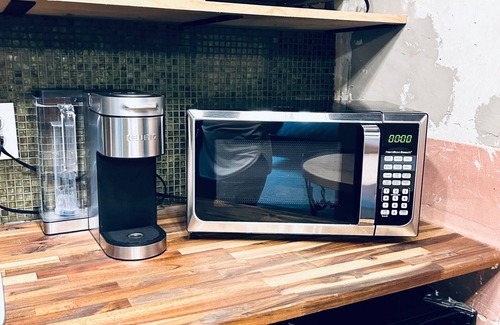 Sweetwater Apartment | Dixon Suite at Remedies Inn Boutique Hotel. Private room, bath and kitchenette.