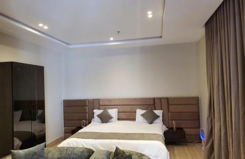 Al Khobar Apartment | Diyar Studio Luxury Swimming Pool Al Hamra 102B