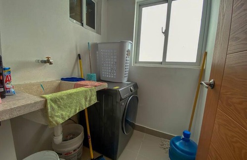 La Vega Province Apartment | DMero, Lujoso apartamento familiar cerrado.