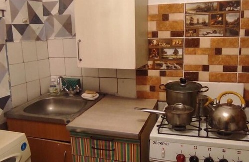 Obolons'kyi District Apartment | Dnipro Heroes House in Київ