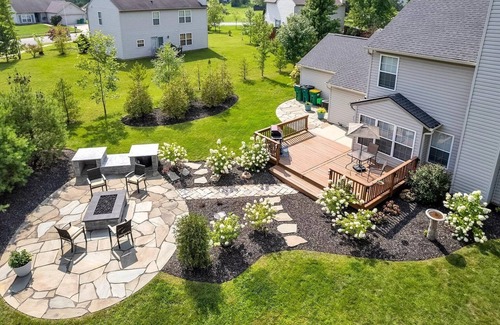 Westfield House | Dntwn Westfield - 10 mins to Grand Park -Sleeps 12 - Walk to restaurants!