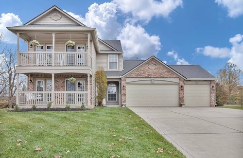 Westfield House | Dntwn Westfield - 10 mins to Grand Park -Sleeps 12 - Walk to restaurants!