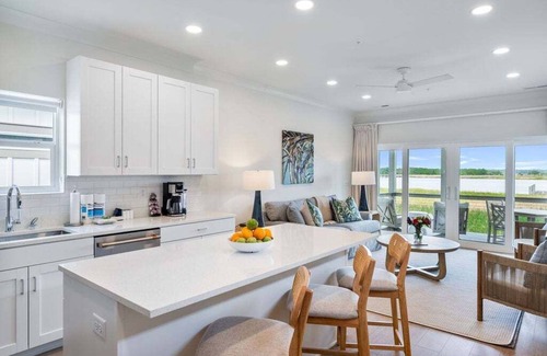 Georgetown House | Dock and Dwell at the Winyah Bay Club, Pool, Outdoor Lounge/Grill and Boat Slip included!