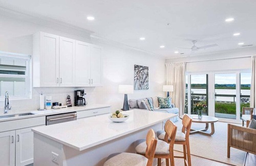 Georgetown House | Dock and Dwell at the Winyah Bay Club, Pool, Outdoor Lounge/Grill and Boat Slip included!