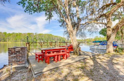 Chiefland Apartment | Dock and Fire Pit Scenic Studio on Suwannee River!