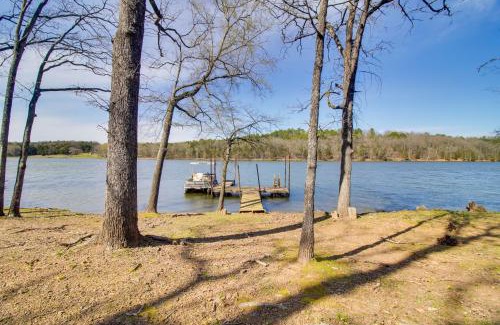 Scranton House | Dock and Water-View Deck Home on Lake Dardanelle